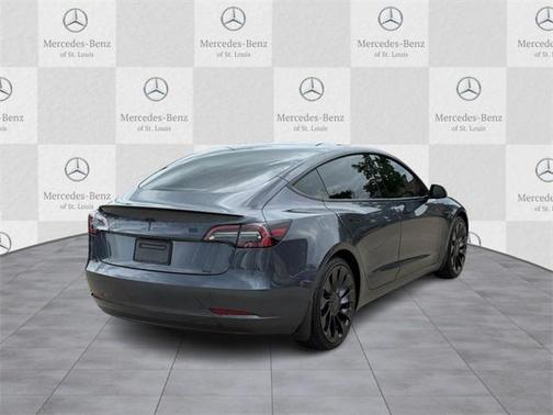 2023 Tesla Model 3 Performance