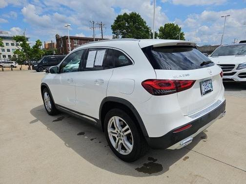 2021 Mercedes-Benz GLA 250 Base 4MATIC