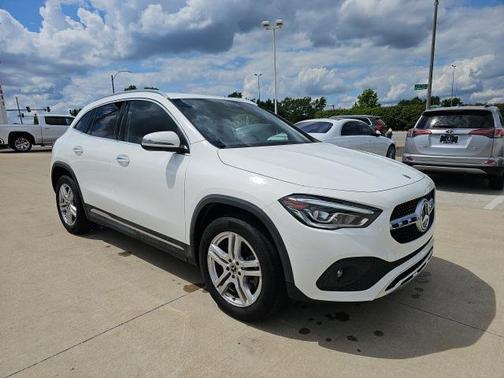 2021 Mercedes-Benz GLA 250 Base 4MATIC