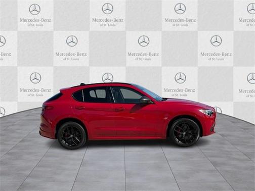 2020 Alfa Romeo Stelvio Sport