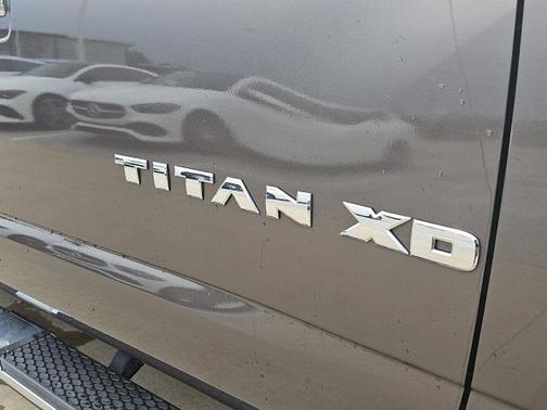 2016 Nissan Titan XD SL