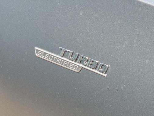 2025 Mercedes-Benz AMG C 43 4MATIC