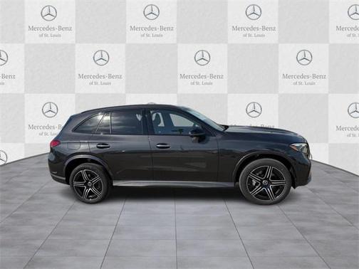 2025 Mercedes-Benz GLC 300 4MATIC
