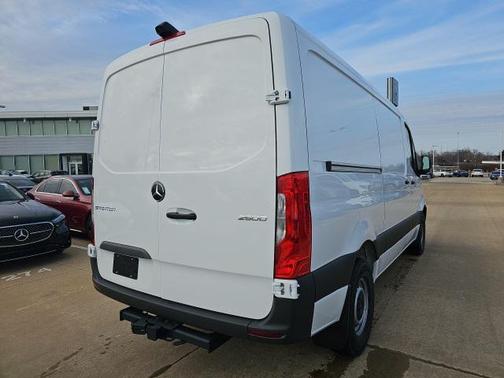 2025 Mercedes-Benz Sprinter 2500 Standard Roof