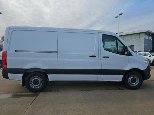2025 Mercedes-Benz Sprinter 2500 Standard Roof