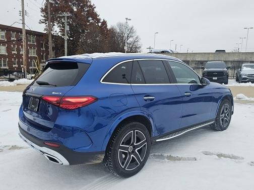 2023 Mercedes-Benz GLC 300 4MATIC