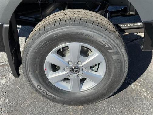 2025 Mercedes-Benz Sprinter 2500 Standard Roof