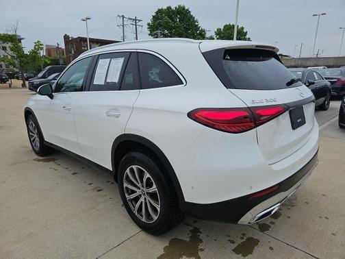 2025 Mercedes-Benz GLC 300 4MATIC