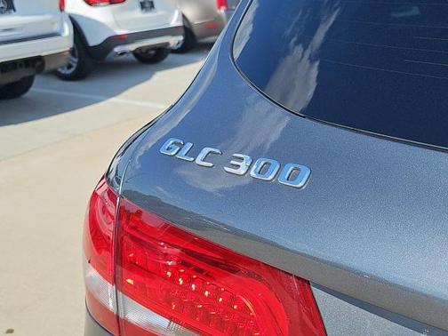 2018 Mercedes-Benz GLC 300 4MATIC