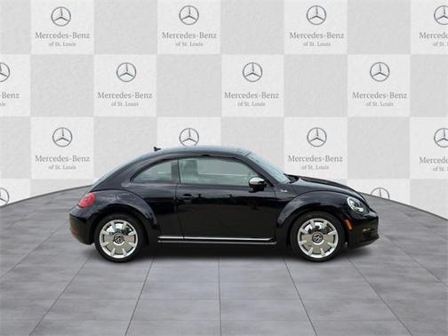 2013 Volkswagen Beetle 2.5L Fender Edition