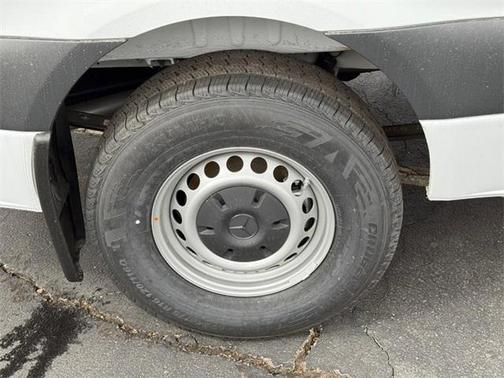2025 Mercedes-Benz Sprinter 2500 Standard Roof