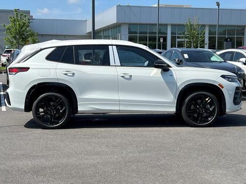 2025 Volkswagen Tiguan 2.0T SE R-Line Black