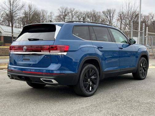 2025 Volkswagen Atlas 2.0T SE