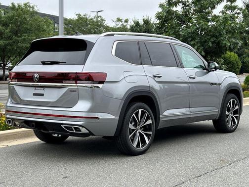 2025 Volkswagen Atlas 2.0T SEL Premium R-Line