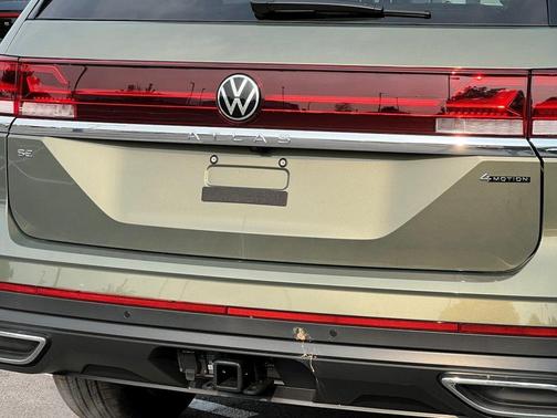 2025 Volkswagen Atlas 2.0T SE