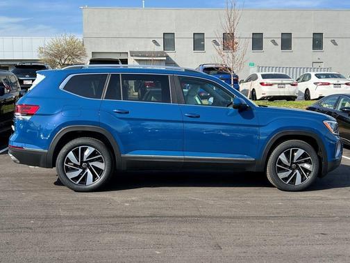 2025 Volkswagen Atlas 2.0T SEL