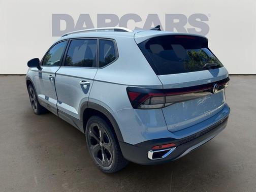 2025 Volkswagen Taos 1.5T SEL