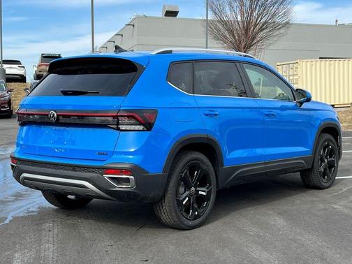 2025 Volkswagen Taos 1.5T SEL