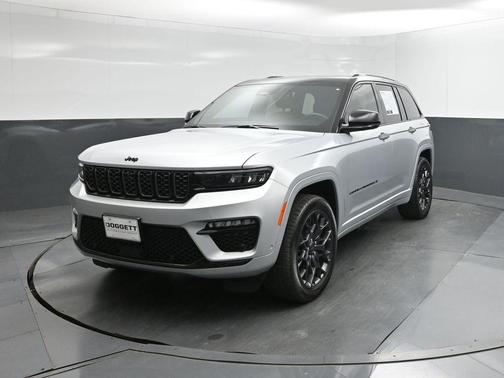 2025 Jeep Grand Cherokee Summit