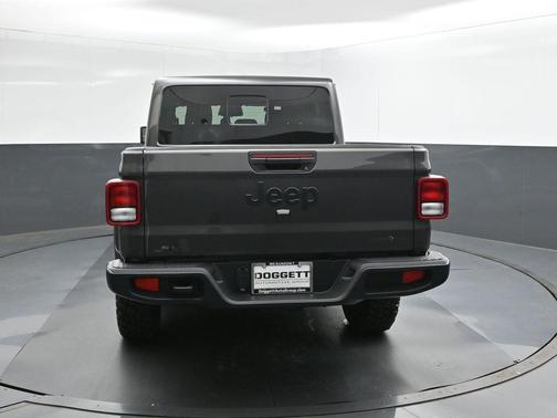Granite Crystal Clearcoat Metallic 2026 Jeep Gladiator Texas Trail