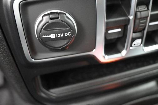 Granite Crystal Clearcoat Metallic 2026 Jeep Gladiator Texas Trail