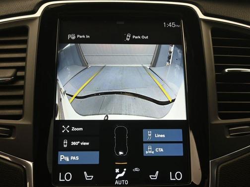 2018 Volvo XC90 T5 Momentum
