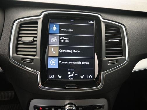 2018 Volvo XC90 T5 Momentum