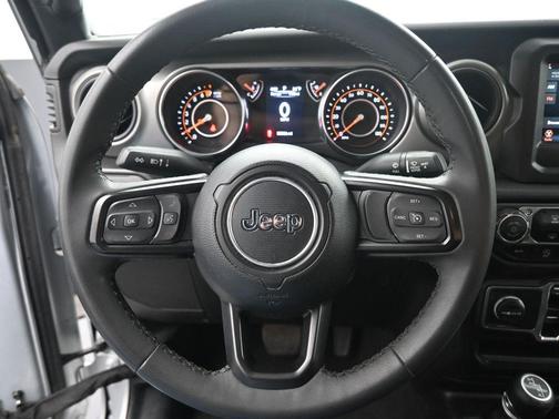 2023 Jeep Gladiator Sport