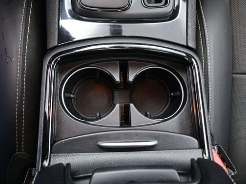 2022 Chrysler 300 S