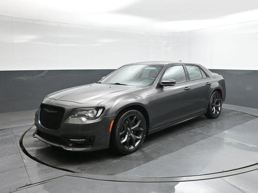 2022 Chrysler 300 S