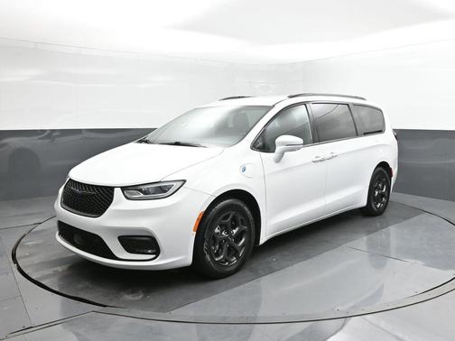 2021 Chrysler Pacifica Hybrid Touring L