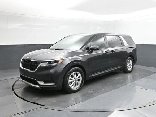 2022 Kia Carnival LXS
