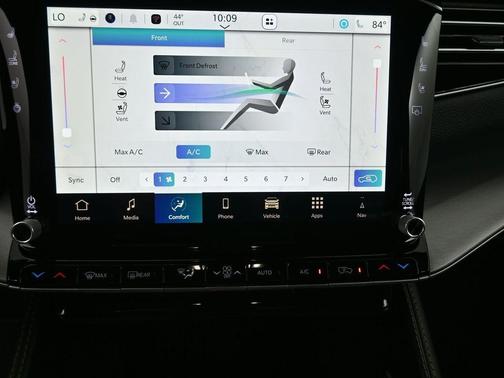 2026 Jeep Grand Wagoneer Base