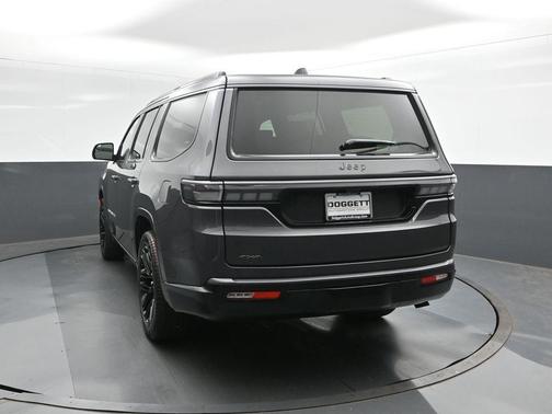 Metallic 2026 Jeep Grand Wagoneer Limited Reserve