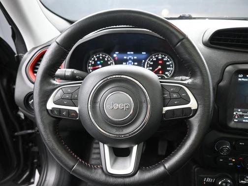 2021 Jeep Renegade Trailhawk