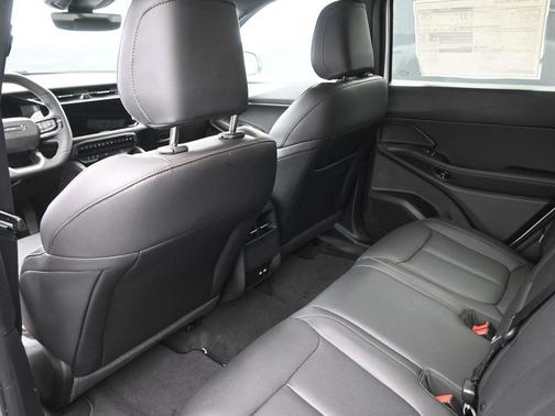 2026 Jeep Cherokee LAREDO/LIMITED