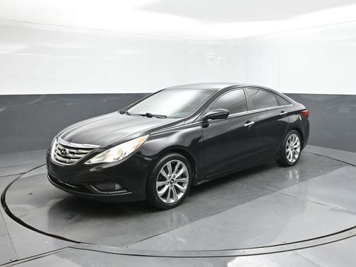 2013 Hyundai SONATA SE