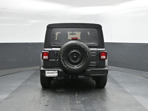 2020 Jeep Wrangler Sport