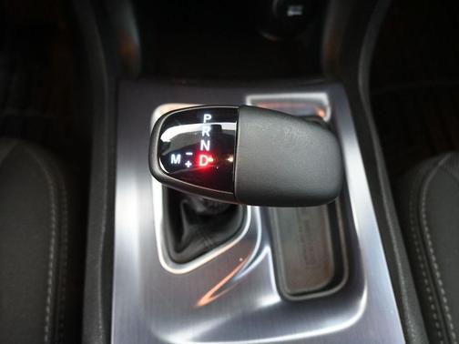 2017 Dodge Charger SE