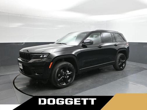 Diamond Black 2025 Jeep Grand Cherokee Laredo