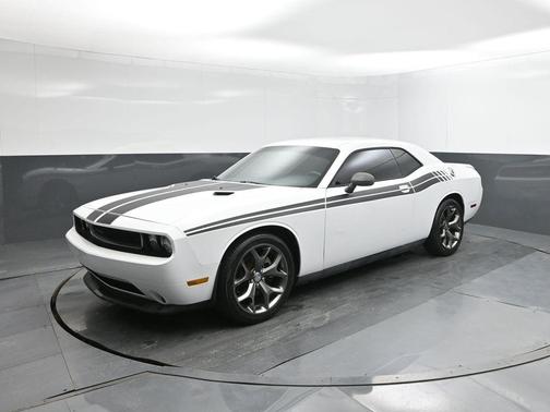 2013 Dodge Challenger SXT