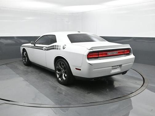 2013 Dodge Challenger SXT