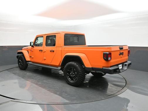 2025 Jeep Gladiator Sport