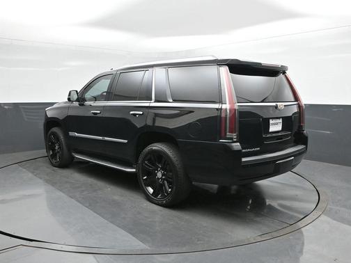 2020 Cadillac Escalade Luxury