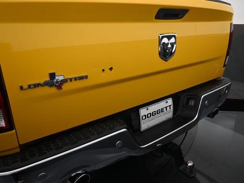 2016 RAM 1500 SLT