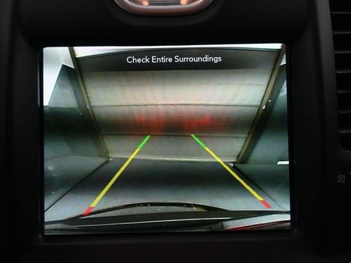 2023 Chrysler 300 Touring L