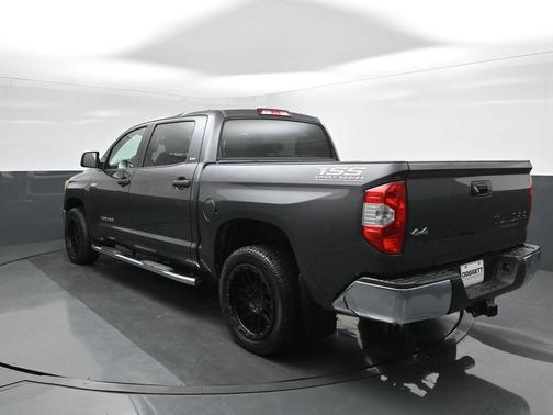 2018 Toyota Tundra SR5