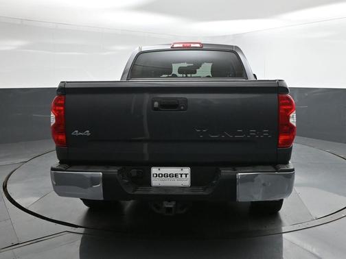 2018 Toyota Tundra SR5