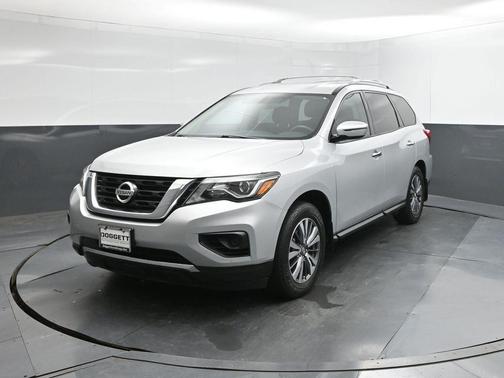 Brilliant Silver Metallic 2020 Nissan Pathfinder S