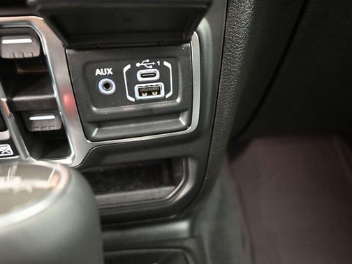 Black Clearcoat 2026 Jeep Gladiator Sport